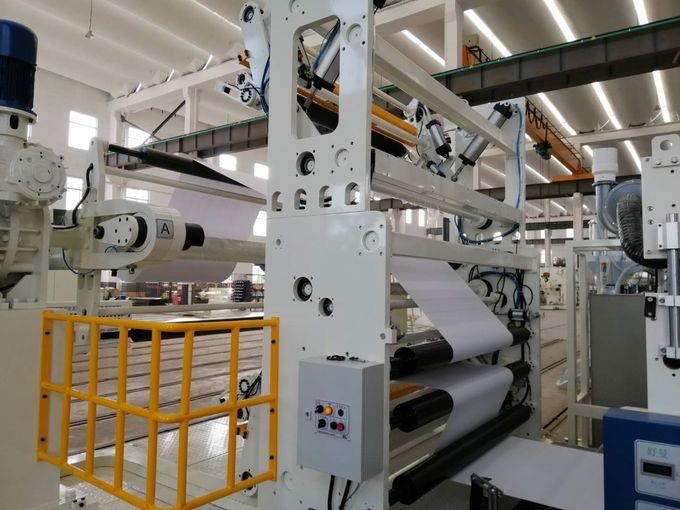 grande PaperAutomatic máquina de estratificação não tecida de 1200-1600mm com o azul branco de alta velocidade do shaf automático do ar do retorno 2 0