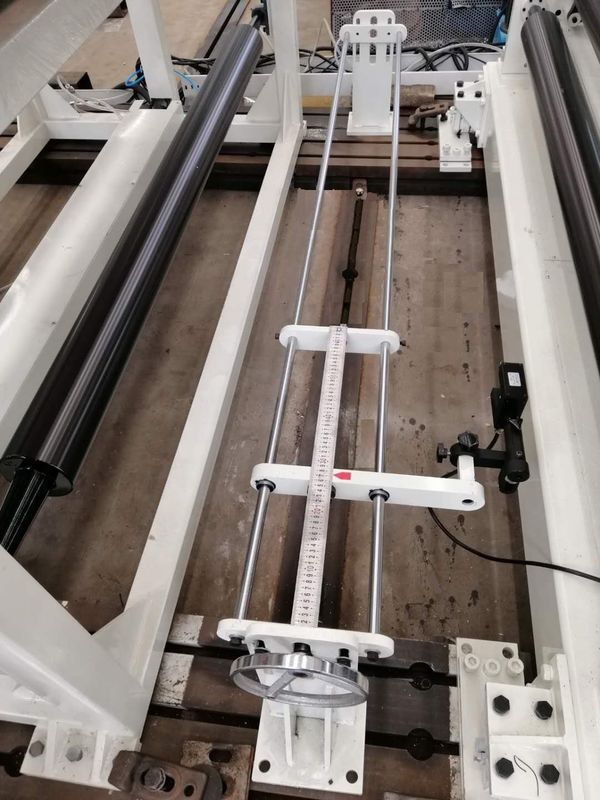 Máquina de estratificação de papel precisa do controle de temperatura pelo PLC com a máquina branca e azul mais fina do revestimento