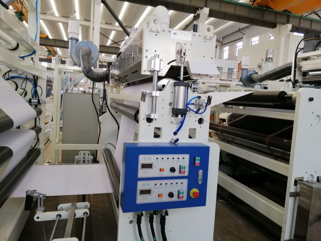 Rolo ao tipo conduzido mecânico de estratificação de papel 380V da máquina do rolo