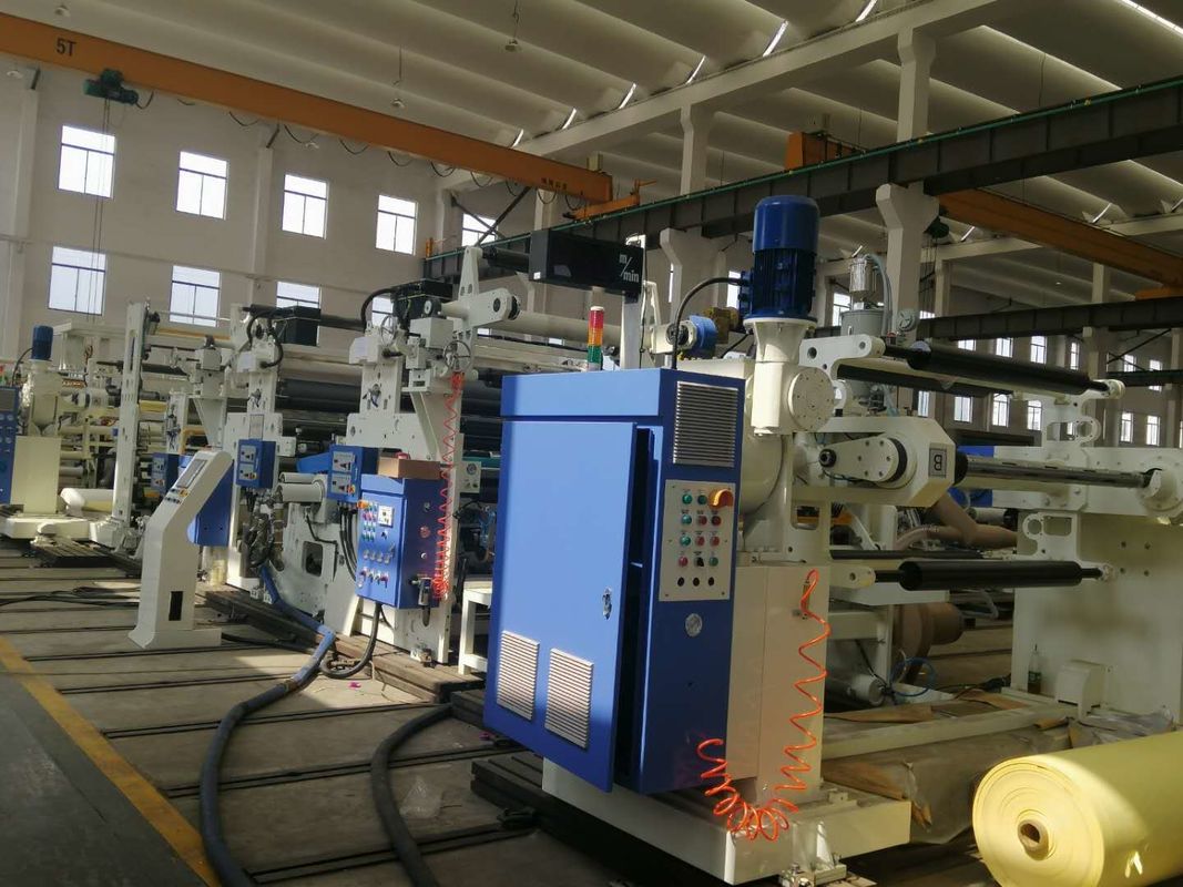 Frio - filme da unidade do rolo que lamina a máquina automática com controle de temperatura preciso em branco e em azul