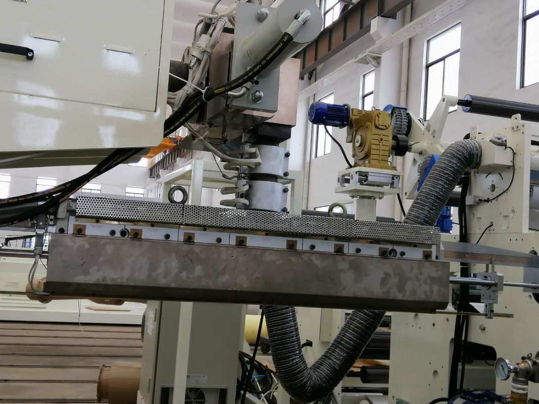 Diâmetro máximo de estratificação de empacotamento do sanduíche da máquina 600mm do filme da cor